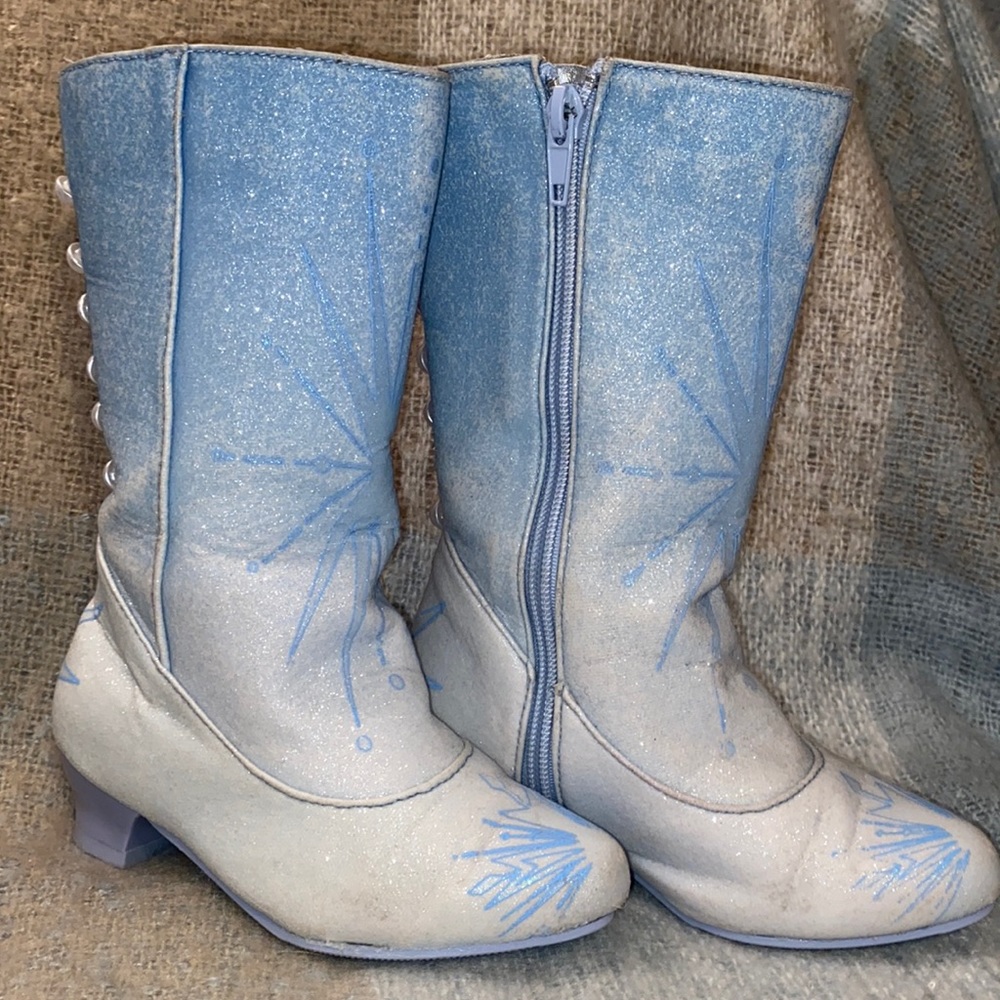 Elsa Boots